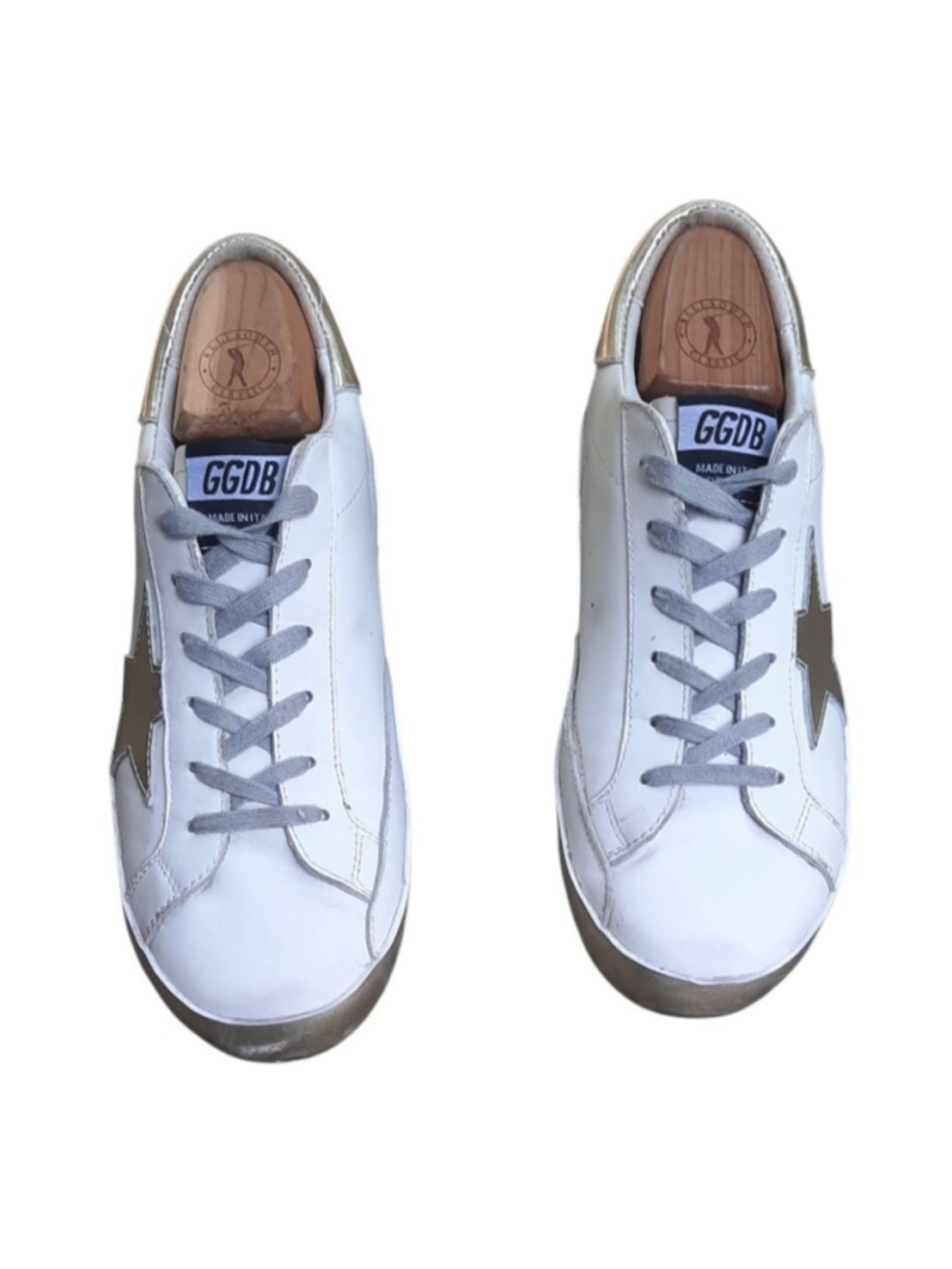 Golden Goose Super-Star fashion sneakers
White Silver (Women's) Size 10.5 - Picture 2 of 6